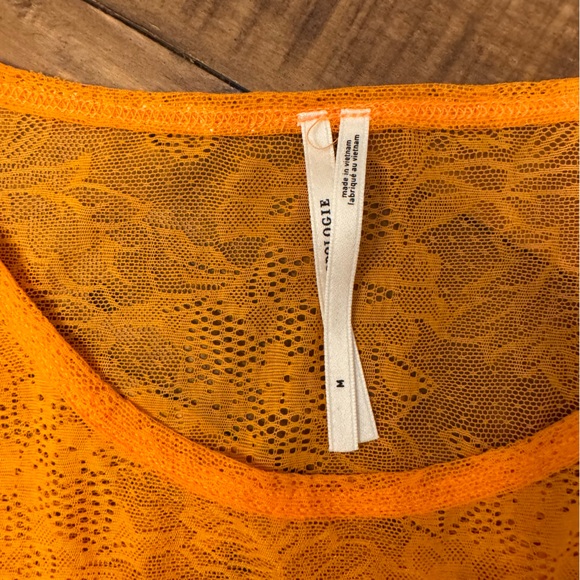 ANTHRO Harlowe‎ Lace Bodysuit - Picture 5 of 6